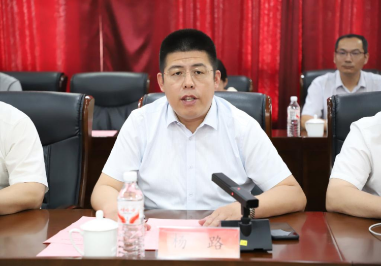 比赛采用 比赛采用