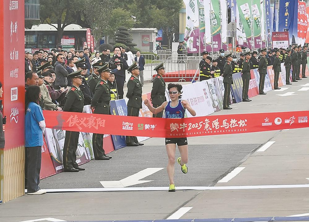 img, 她盛赞赛事, 军叶瑞 img, 她盛赞赛事, 军叶瑞